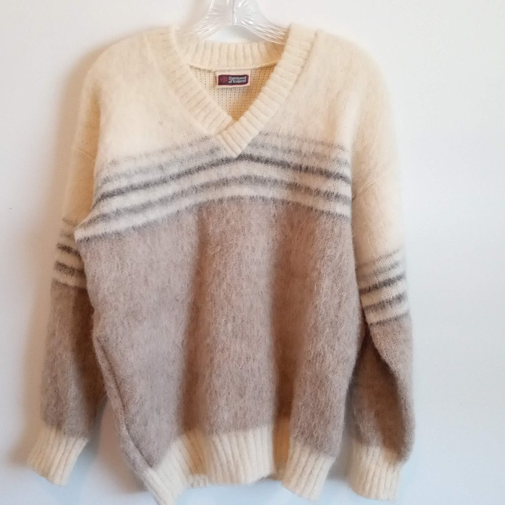 Women's Icelandic Sweater 100% Pure New Wool Medium